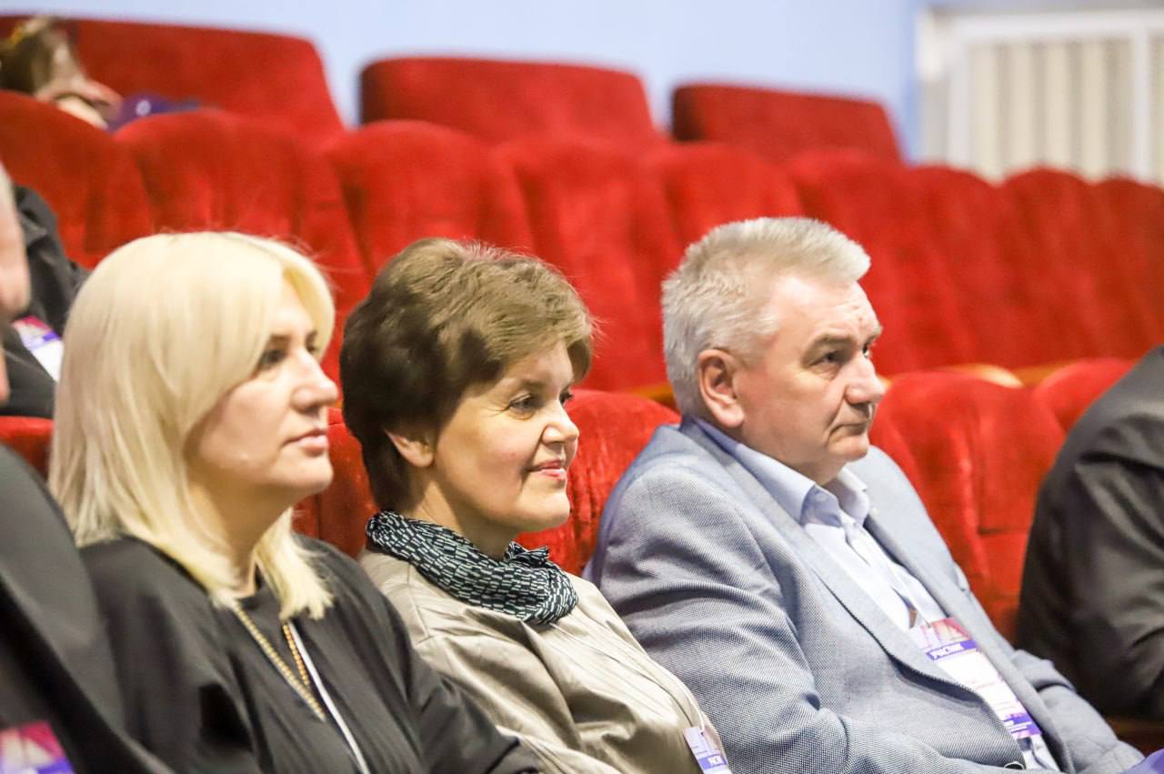 Сёння на базе кінатэатра "Беларусь" праходзіць абласны семінар "Удасканаленне рэпертуарнага планавання кінатэатраў"