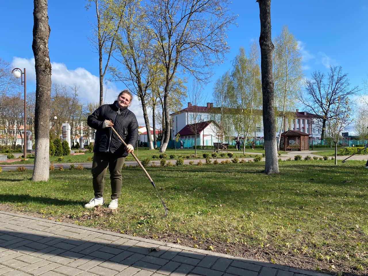 ФОТОРЕПОРТАЖ: В Петриковском районе проходит Республиканский субботник