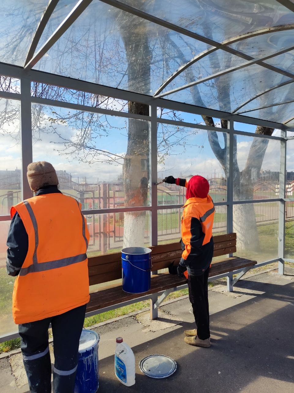 ФОТОРЕПОРТАЖ: В Петриковском районе проходит Республиканский субботник