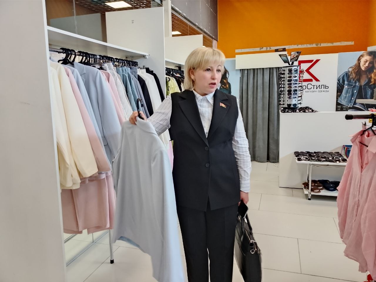 Святлана Сянько наведала крамы города Петрыкава розных форм уласнасці