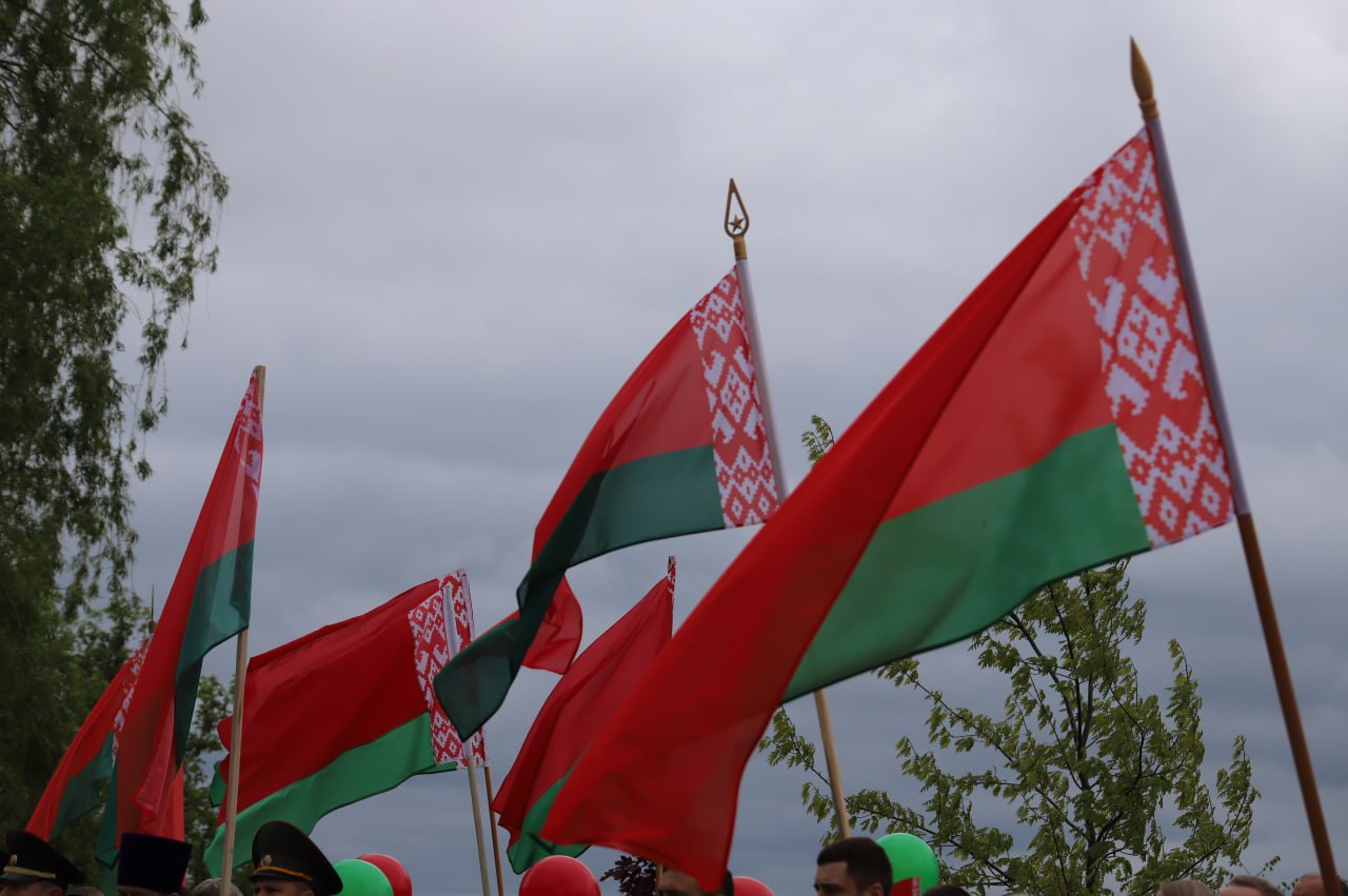 Фотафакт: З пачуццём падзякі аддаём даніну павагі подзвігу