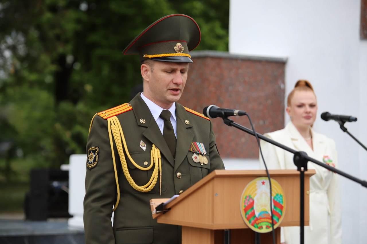 Фотафакт: З пачуццём падзякі аддаём даніну павагі подзвігу