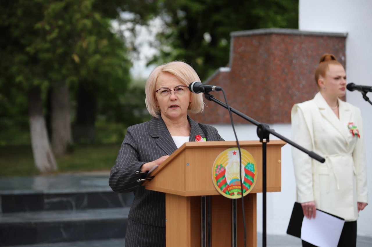 Фотафакт: З пачуццём падзякі аддаём даніну павагі подзвігу