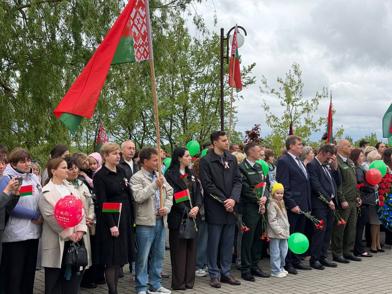 Фотафакт: З пачуццём падзякі аддаём даніну павагі подзвігу