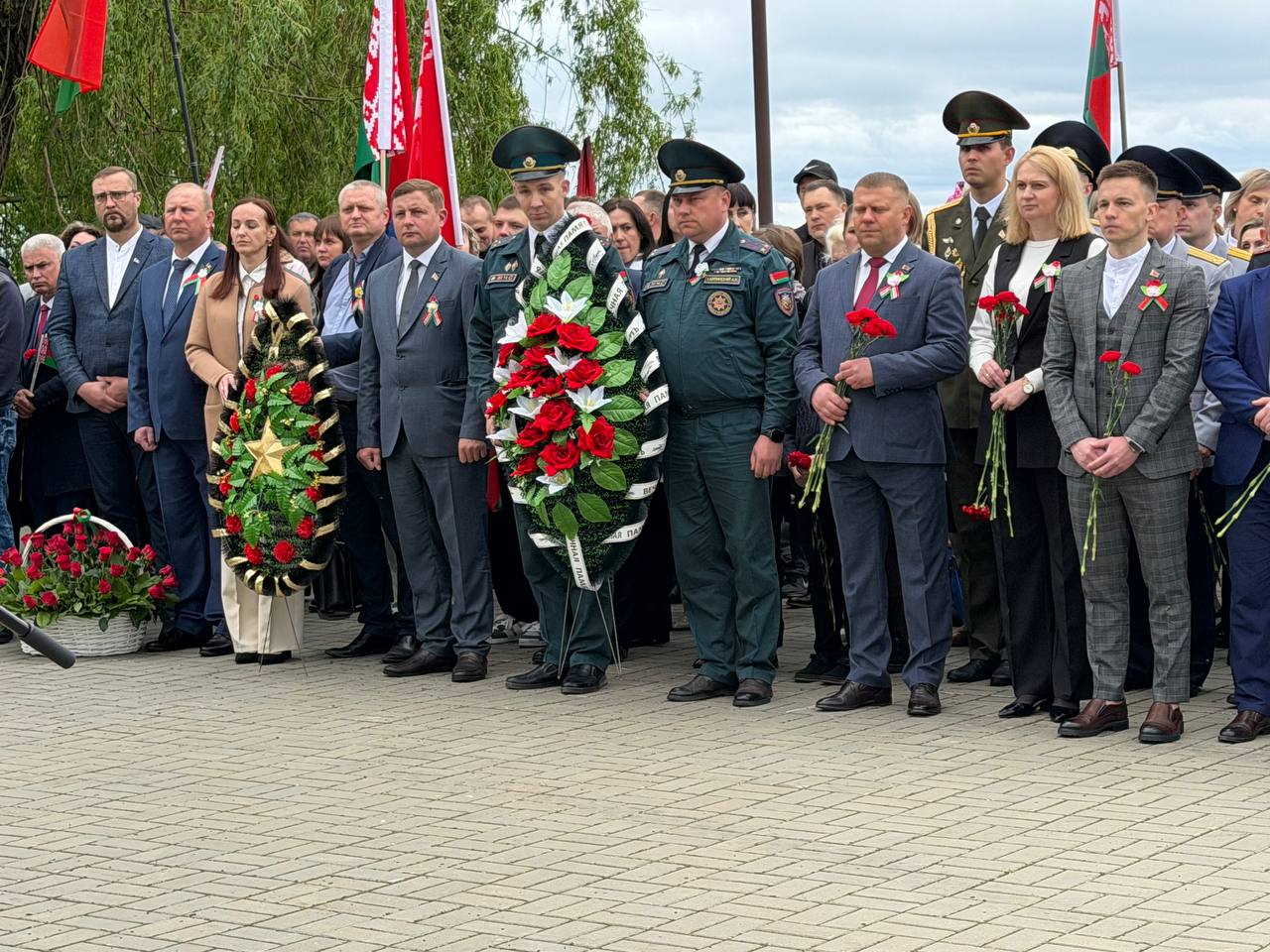 Фотафакт: З пачуццём падзякі аддаём даніну павагі подзвігу