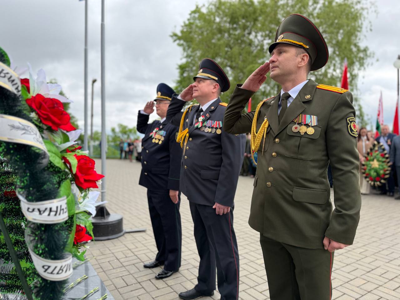 Фотафакт: З пачуццём падзякі аддаём даніну павагі подзвігу