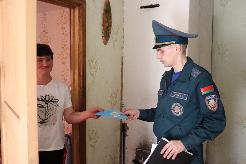 Огонь под контроль: как спасатели обеспечивают безопасность в садовых товариществах