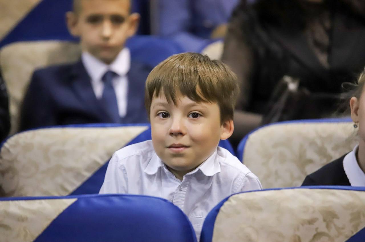 ФОТОФАКТ: в Петрикове проходит открытый областной конкурс исследовательских работ и проектов «Окружающий мир глазами детей»