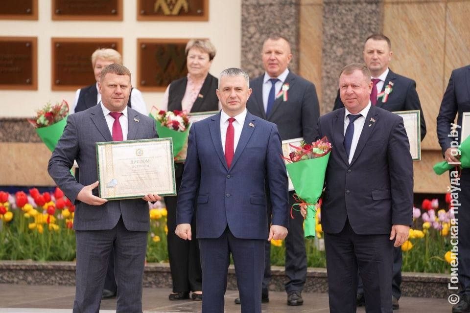 Петриковский район — снова в лидерах!