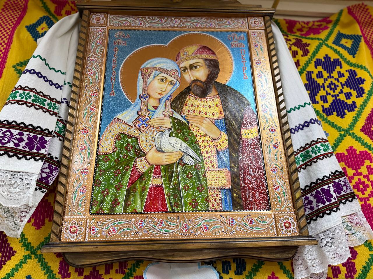 У Петрыкаўскім гісторыка-краязнаўчым музеі прадстаўлена аўтэнтычная этнаграфічная выстава "Таямніцы бабулінай скрыні"