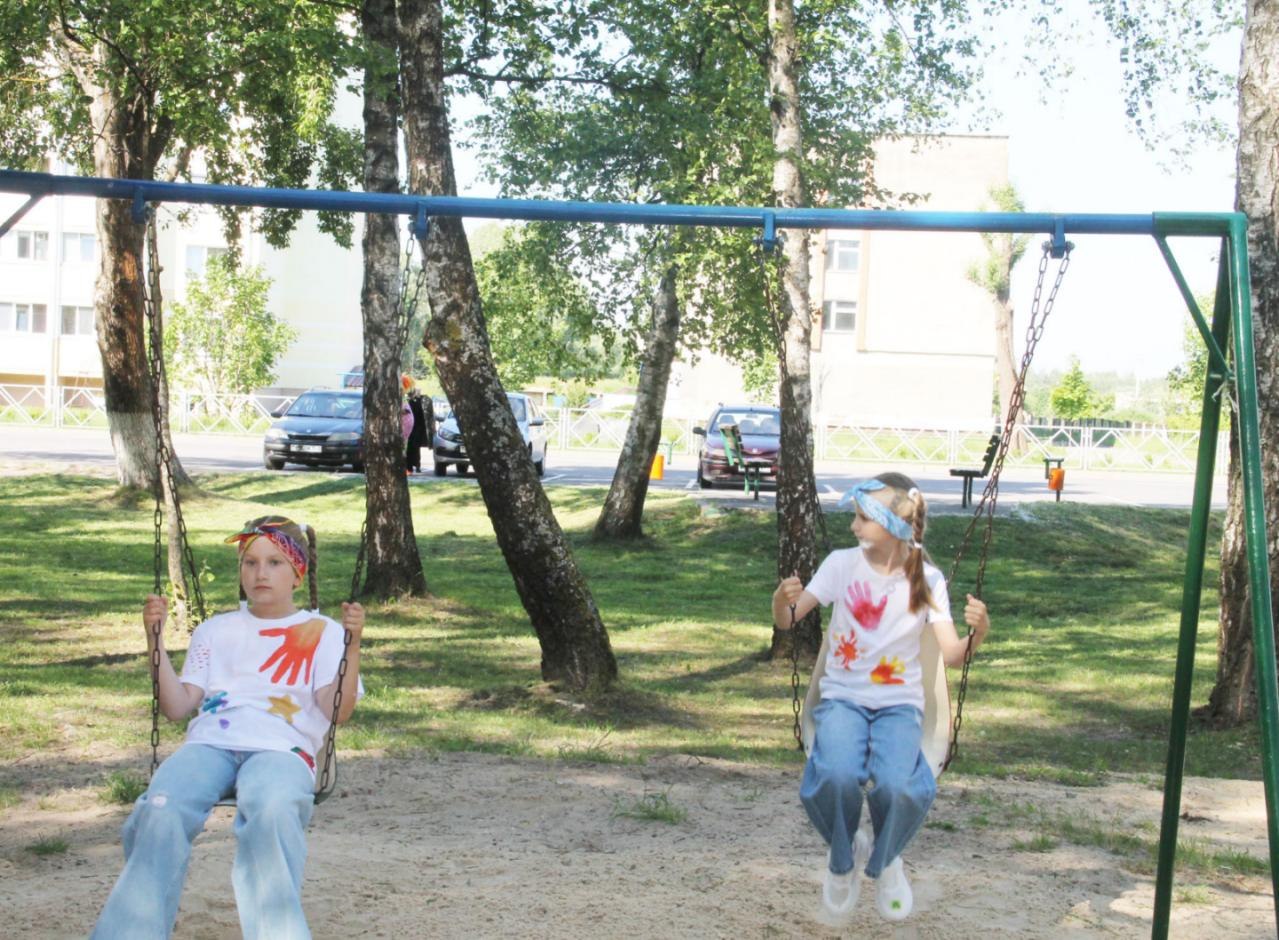 Наш двор – наша сіла: на Каралёва адкрылася новая пляцоўка