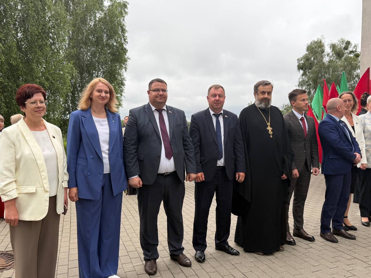 У добры шлях, выпускнік 2026 года! Сёння ў раённым Доме культуры Петрыкаўшчыны развіталіся з выпускнікамі 2026 года