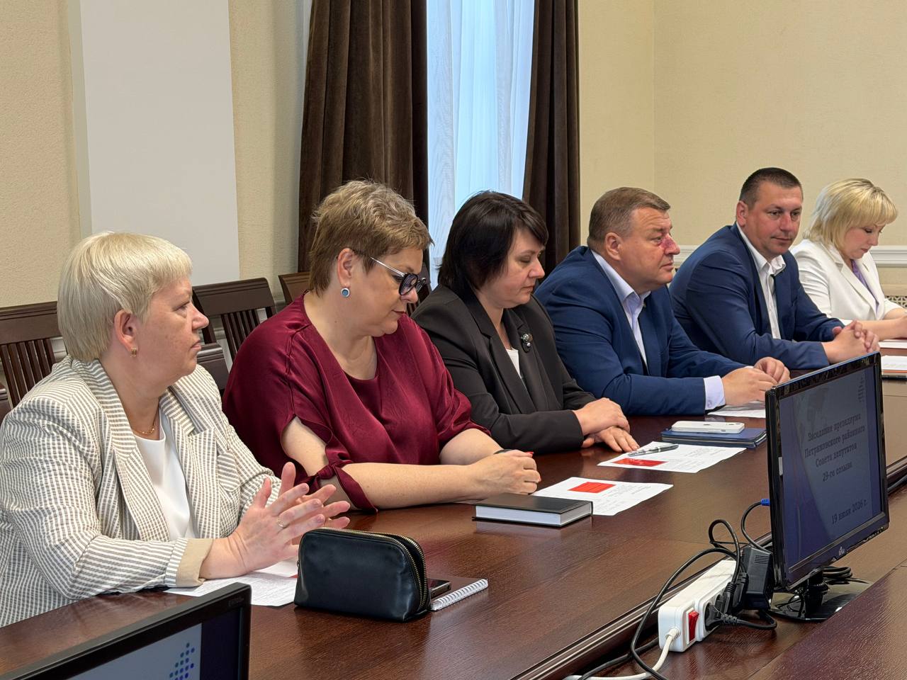 Сустрэча з дэпутатам: Пытанні Петрыкаўскага раёна