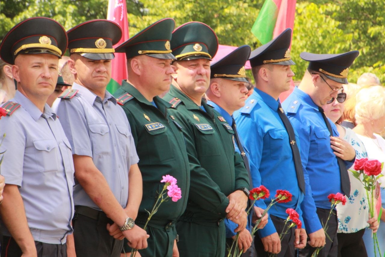 Мітынг-рэквіем прайшоў у гарадскім парку райцэнтра