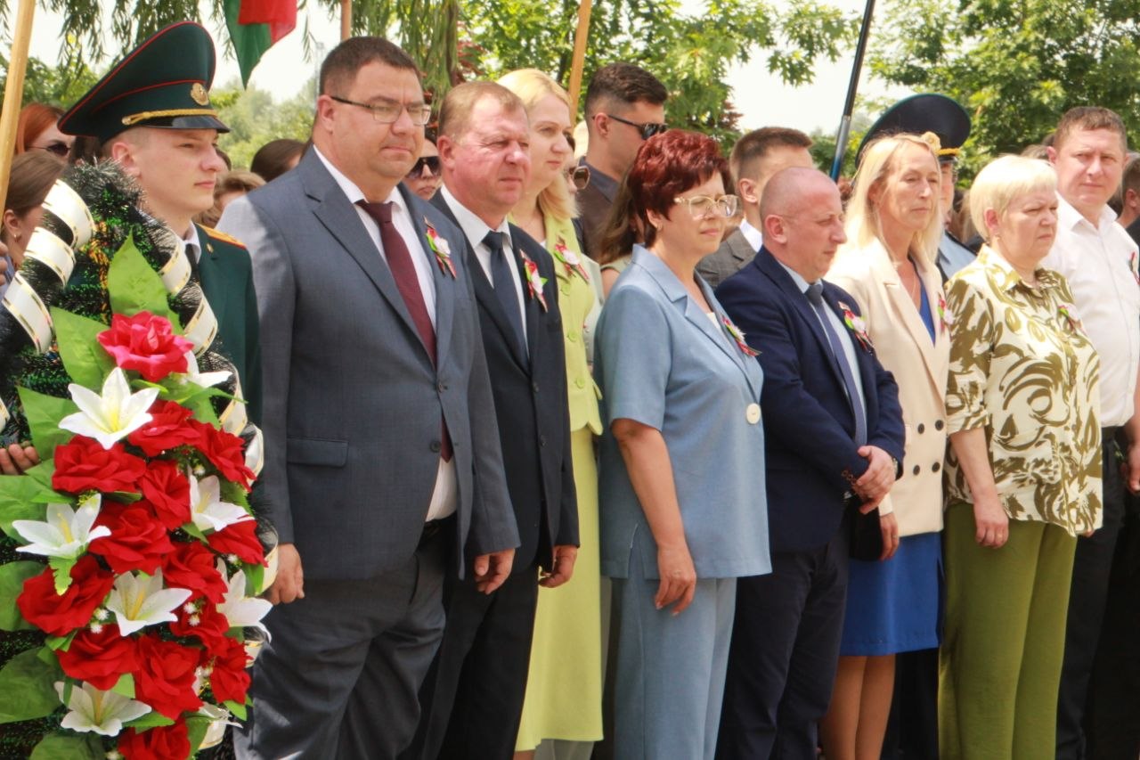Мітынг-рэквіем прайшоў у гарадскім парку райцэнтра