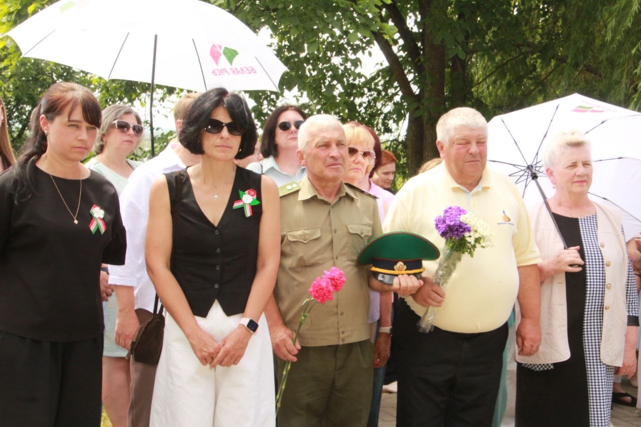 Мітынг-рэквіем прайшоў у гарадскім парку райцэнтра