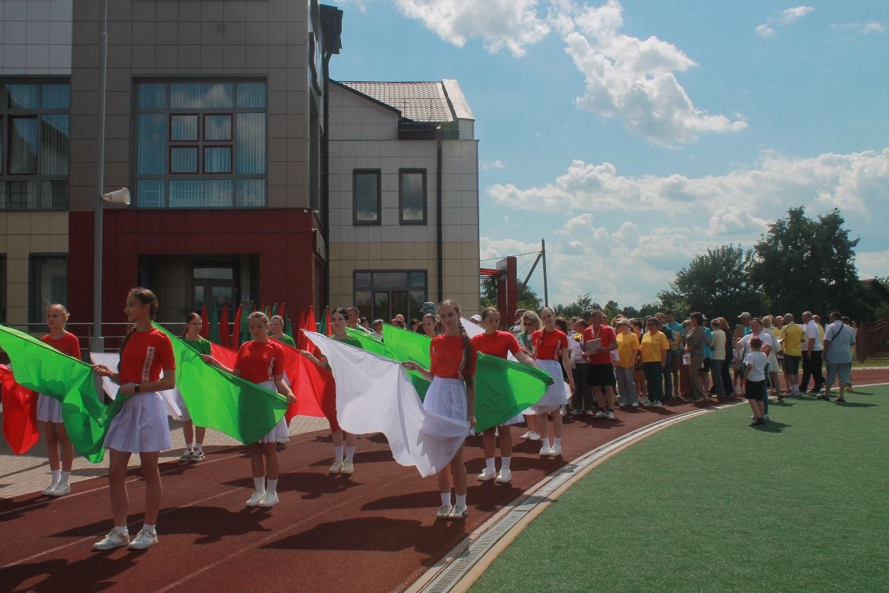 Спорт — гэта жыццё: у Петрыкаве завяршылася раённая спартакіяда настаўнікаў