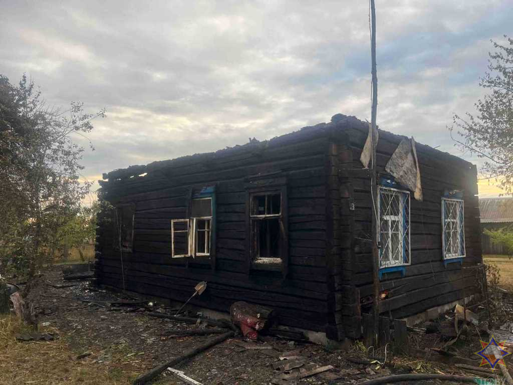Трагедия в деревне Снядин: при пожаре в жилом доме погибли два человека