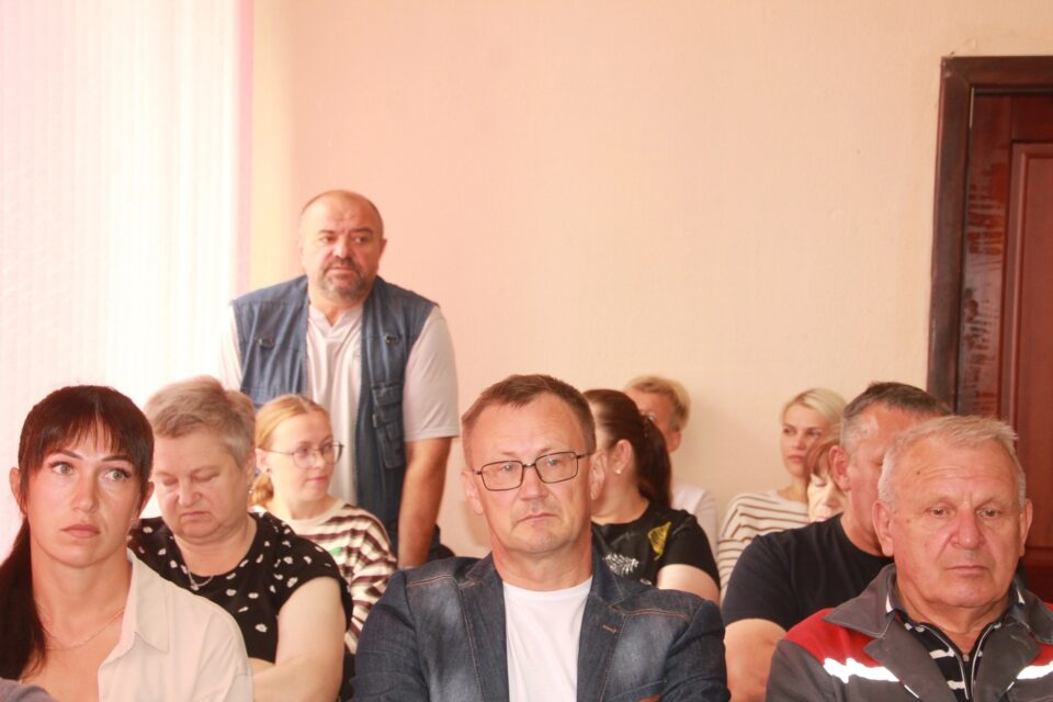Канструктыўны дыялог: ад экалагічнай культуры да надзённых праблем камунальнікаў і жыхароў раёна