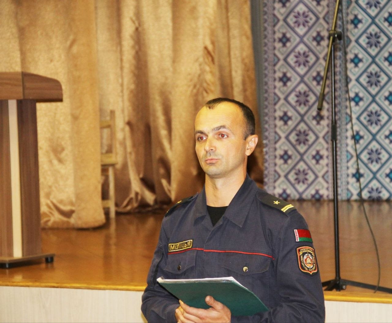Сход народнага апалчэння прайшоў у раённым Доме культуры
