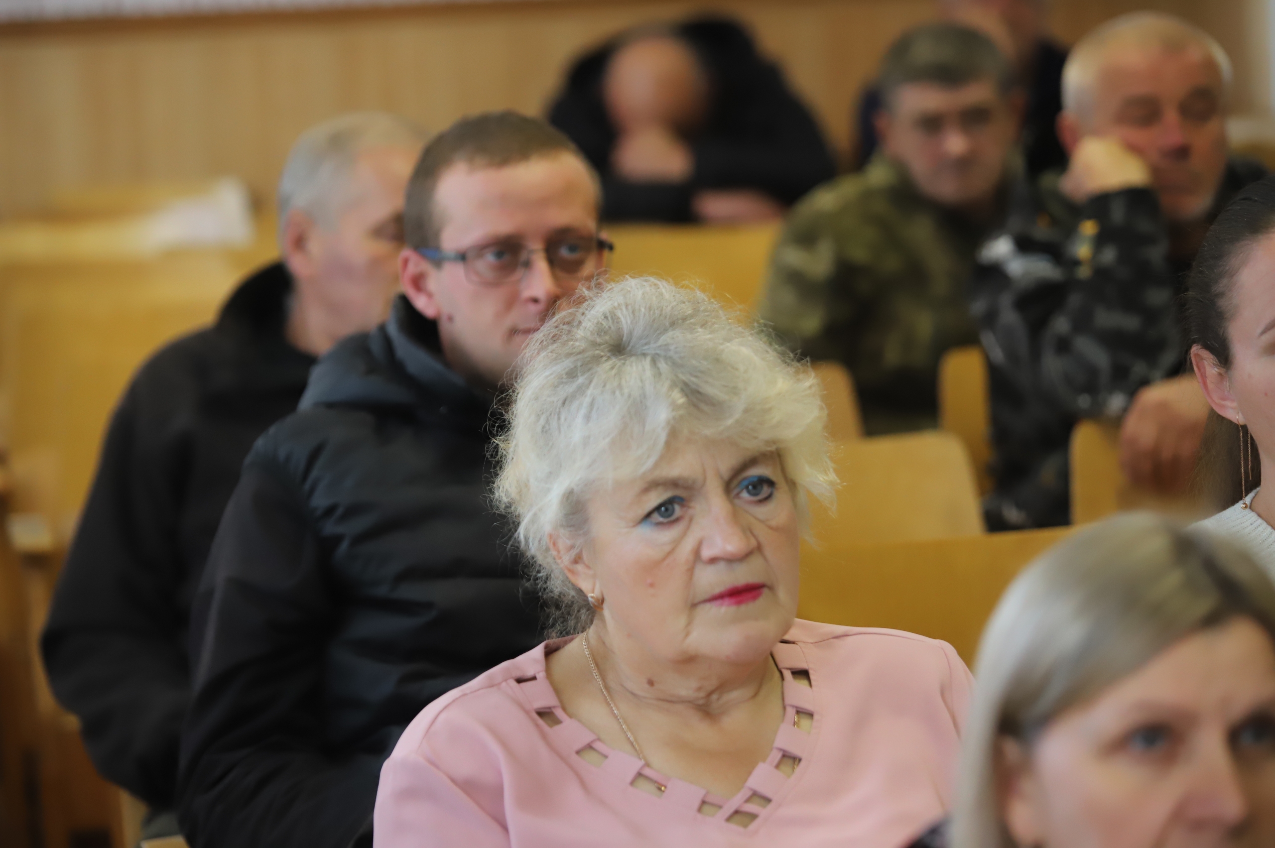 Встреча с депутатом:  Светлана Сенько пообщалась с работниками Петриковского ПМС