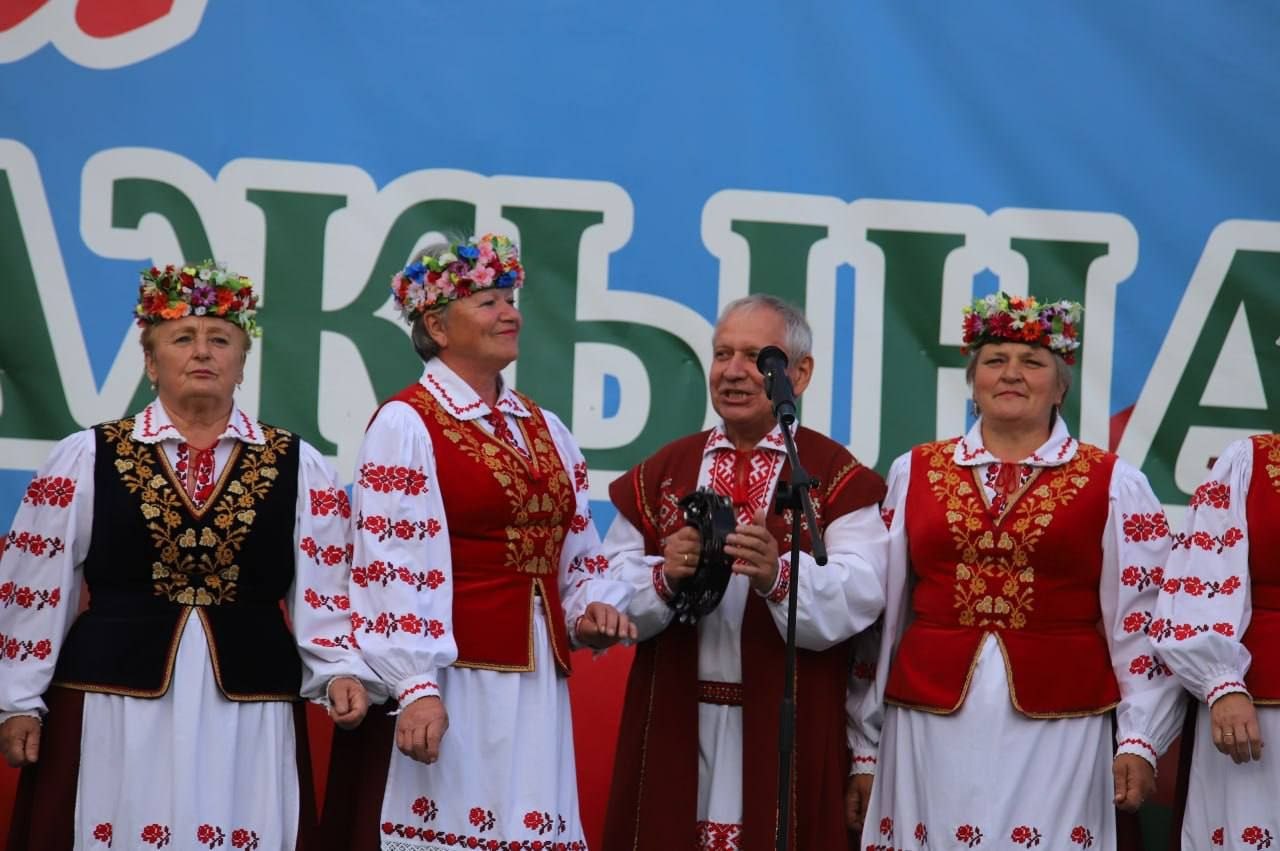 Свята працы, прыгажосці і хлеба!