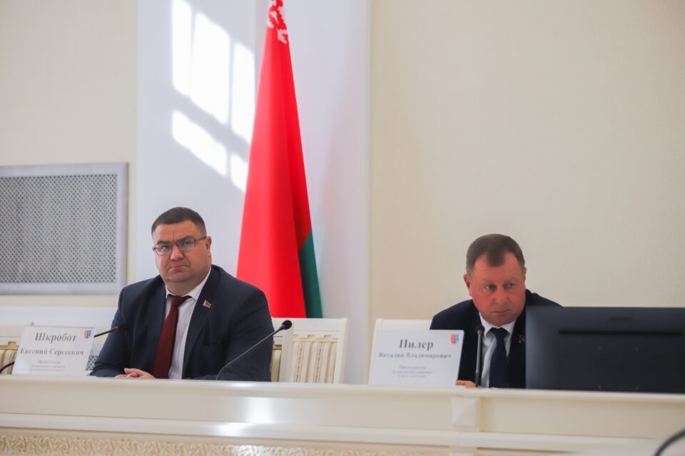 Дваццаць другая сесія Петрыкаўскага раённага Савета дэпутатаў: асноўныя вынікі і рашэнні
