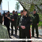 Военная тематика в центре внимания. Лукашенко приехал к ракетчикам в Осиповичский район