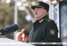 Лукашенко: мощь и силу армии определяют преданные родной стране военнослужащие