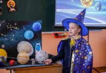 ФОТОФАКТ: в Петрикове проходит открытый областной конкурс исследовательских работ и проектов «Окружающий мир глазами детей»