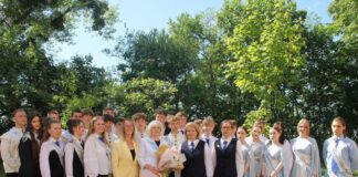 У небе шар, у сэрцы вальс: развітанне з другой школай