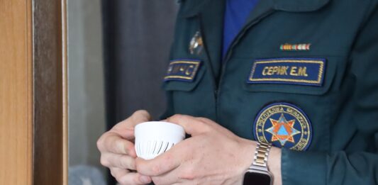Забота о безопасности: в Петриковском районе установили пожарные извещатели пожилым гражданам