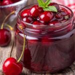 Варенье из вишни: 5 проверенных рецептов на зиму — от повидла до «пьяной» вишни