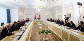 Чувствительные вопросы для людей и бюджета. Лукашенко собрал совещание с руководством Совмина