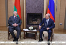 Лукашенко на встрече с Путиным позитивно оценил совместную работу правительств Беларуси и России