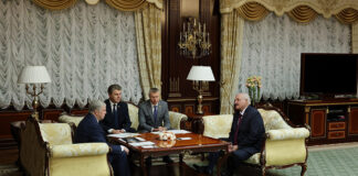 Лукашенко: политика многовекторности никак не отдаляет Беларусь от России